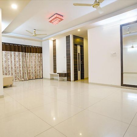 Fabhotel Shree Balaji Apartment Mira-Bhayandar Buitenkant foto