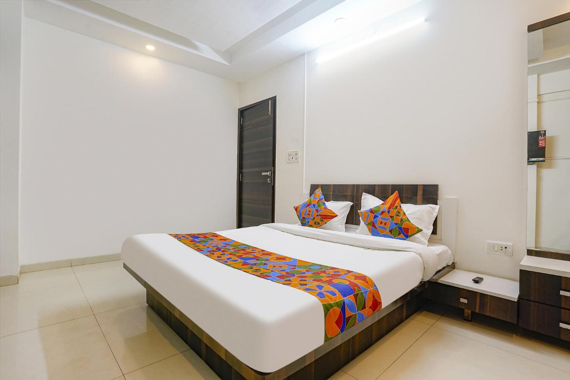 Fabhotel Shree Balaji Apartment Mira-Bhayandar Buitenkant foto