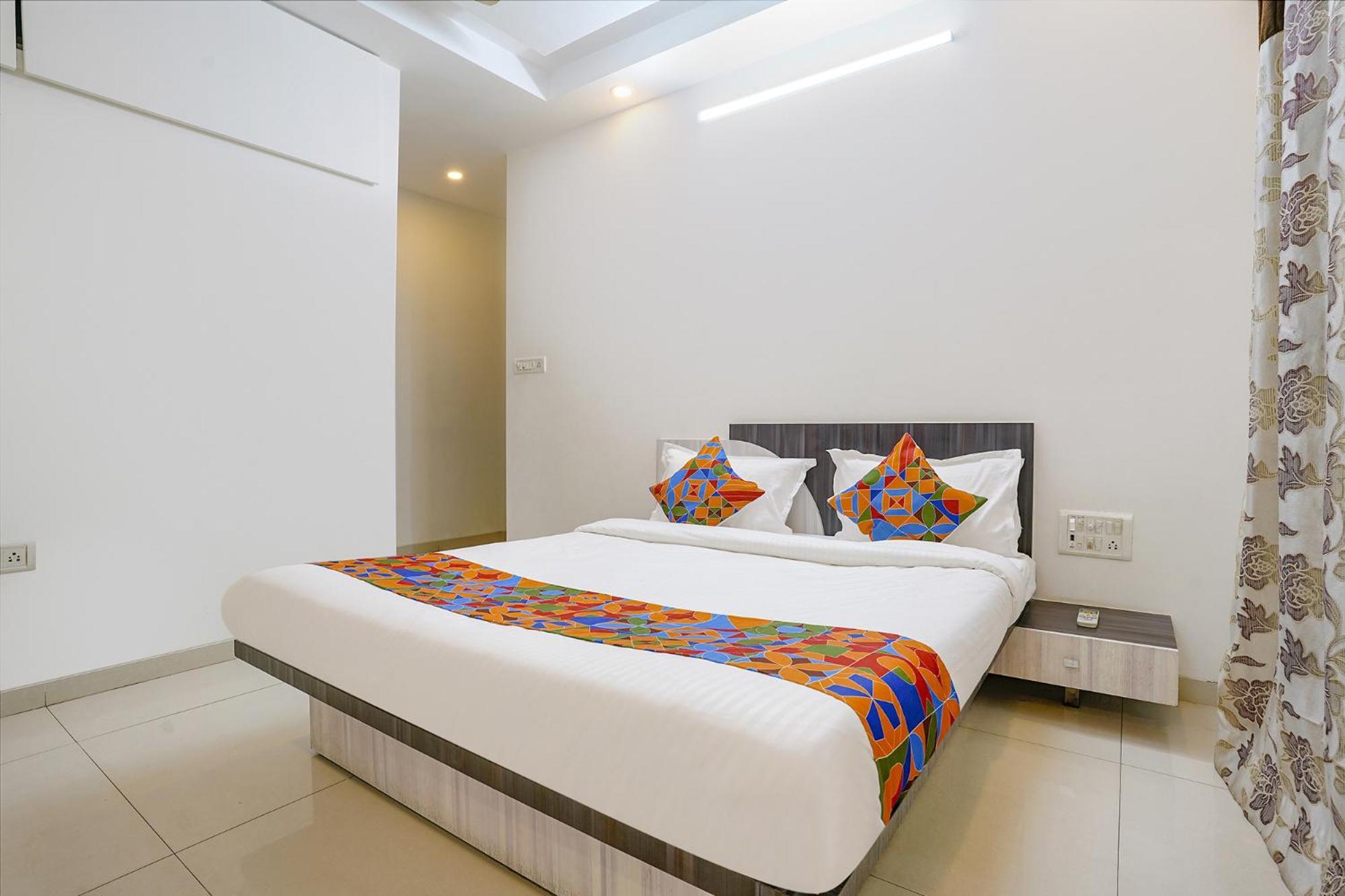 Fabhotel Shree Balaji Apartment Mira-Bhayandar Buitenkant foto
