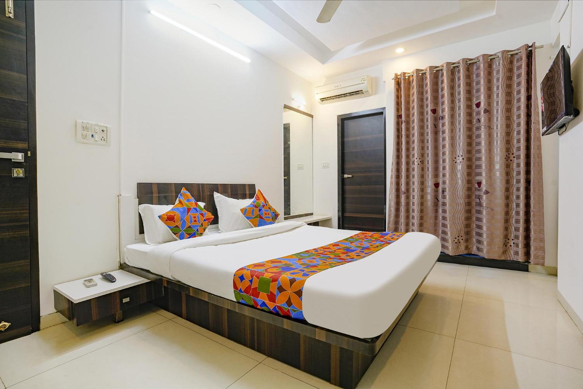 Fabhotel Shree Balaji Apartment Mira-Bhayandar Buitenkant foto